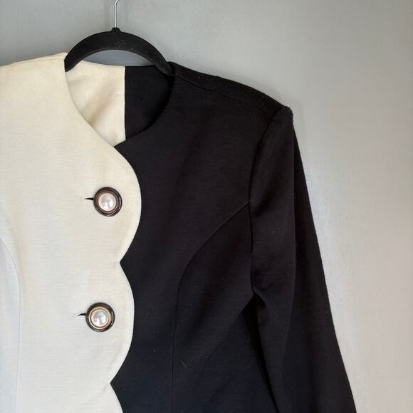 Vintage Women's Small Colorblock B&W Big Button Blazer Retro 90's Classic MCM - Picture 2 of 7